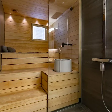 Arctic Riverside With Sauna, Parking, Wi-fi Rovaniemi